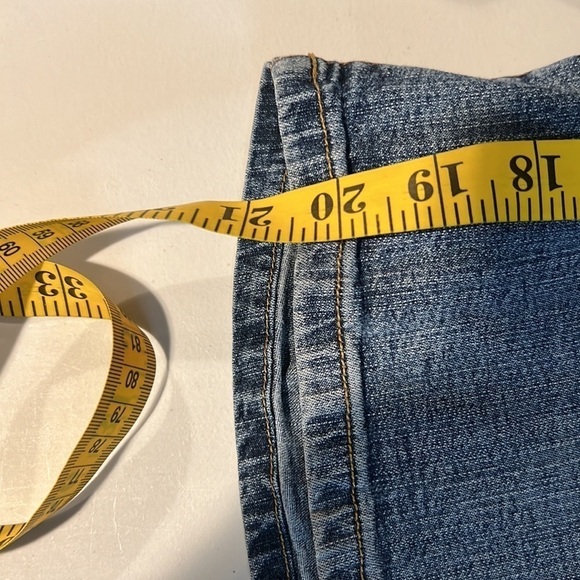 North  CREST  DENIM SHORTS SIZE 16W - Picture 5 of 8